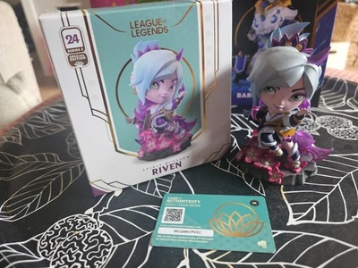 League of Legends Spirit Blossom Riven figura serie 3 figura 24 Foto 1 de 2