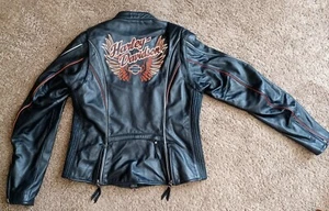 🔥RARE🔥Harley Davidson Women’s Embroidered Wings Leather Riding Jacket Size MED - Picture 1 of 14