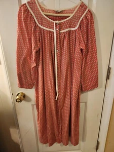 Vtg Models Gown 1960 s Sz M; Red with white trim; snaps - Picture 1 of 4