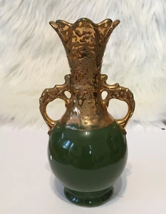 VINTAGE 50'S 24KT GOLD AND GREEN MADE IS USA SMALL 6.5” Victorian Vase - Picture 1 of 15