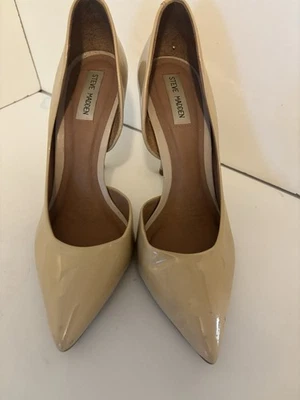 Steve Madden Women's Beige Patent Leather Pump, Heel Size 9.5 - Image 1 of 4