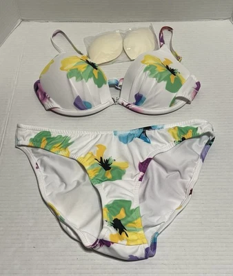 Conjunto de 2 piezas de bikini de natación Venus potenciador copa B parte inferior push-up 8 blanco floral nuevo Foto 1 de 4