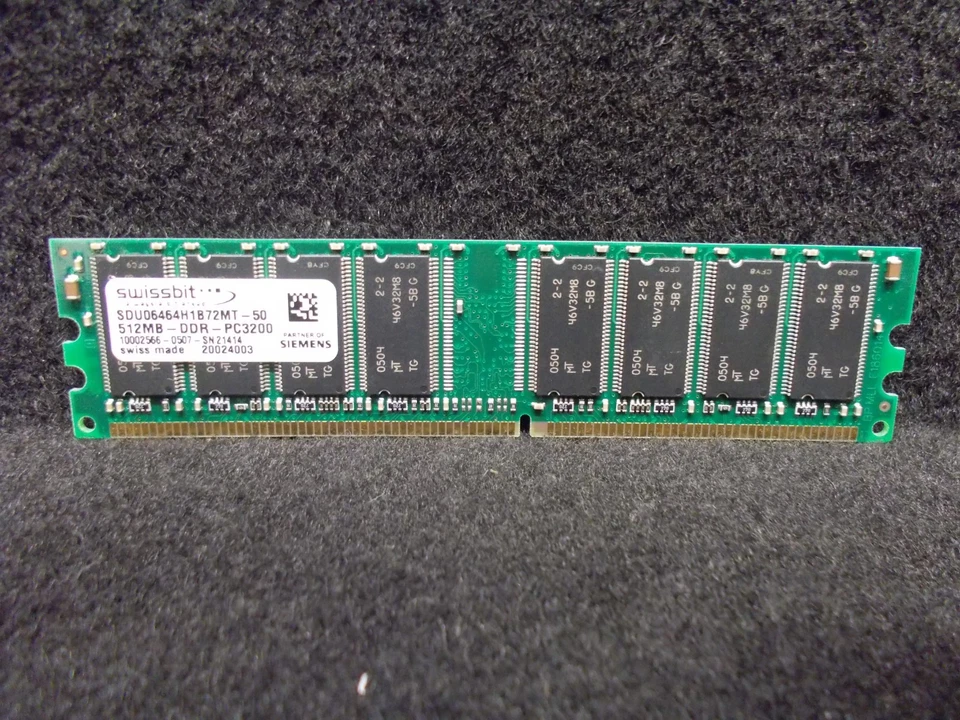 2X Swissbit SDU06464H1B72MT-50, PC-3200, 512MB, DDR1, 400MHz. #SU-444 - Image 1 of 4