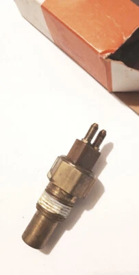 NOS 1976 to 1979 Lincoln with ATC Engine Block Temperature Sending Unit - Image 1 of 3