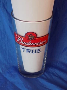Budweiser WHASSUP! Just Chillin' With A Bud Pint Beer Glass Vintage 2000 TRUE - Picture 1 of 4