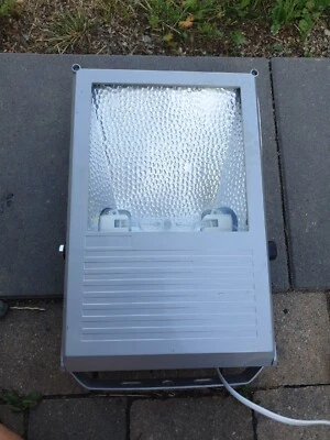 Hqi Strahler Bemko 70b Watt gebraucht Terrarium Terrariumlampe Inkl Leuchtmittel - Bild 1 von 4