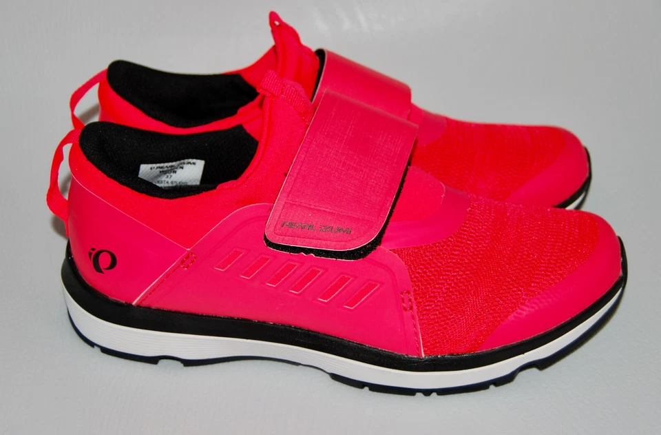 Nuevo sin caja Pearl Izumi Para mujeres Chaleco Rosa Caliente Estudio Interior Ciclismo Zapato talla 6 EE. UU. UE 37 Foto 1 de 4
