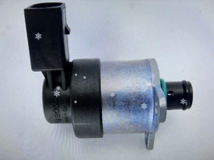 Fuel Pressure Regulator  Fits BMW 1 E87 BMW 3 0928400498 - Picture 1 of 8