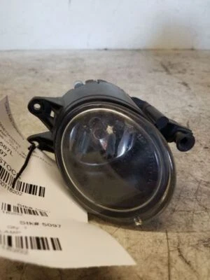 Audi A4 2002 - 2005 - Faro antiniebla izquierdo - 8E0941699 - R116202 Foto 1 de 4