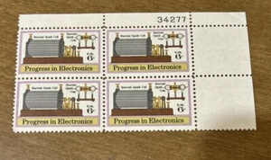 USA SC# 1500 -Electronics Marconi’s Spark Coil/Gap Plate Block, 6c, 1973 - MNH - Foto 1 di 1