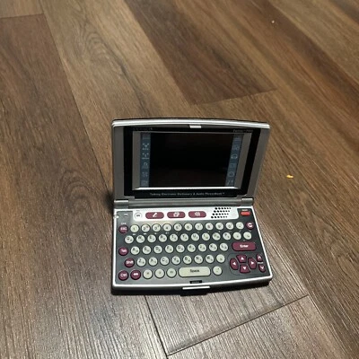 CCTACO PARTNER EP800 ENGLISH Talking Dictionary & Audio Phrasebook Tutor - Image 1 of 4