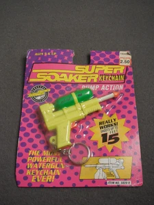 DD6 Super Soaker Keychain Pump Action NIP Rare 1992 Still in Original Package - Picture 1 of 5