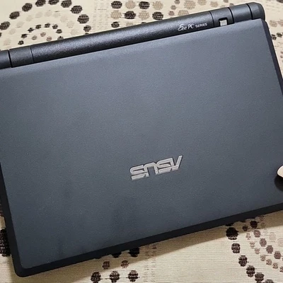 NetBook ASUS Eee PC 4G Intel Celeron M 353 7" 512 MB de memoria SSD de 4 GB Foto 1 de 4