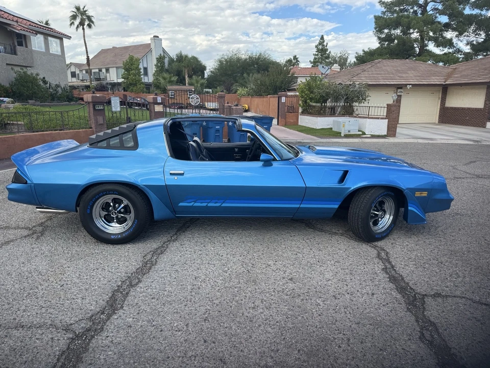 Chevrolet Camaro Z28 1980 Foto 1 de 4