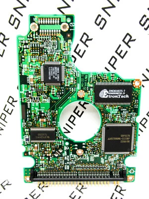 PCB - Hitachi 30GB IC25N030ATCS04-0 IDE 07N9318 Laptop H69033 HardDrive H32625A - Image 1 of 4