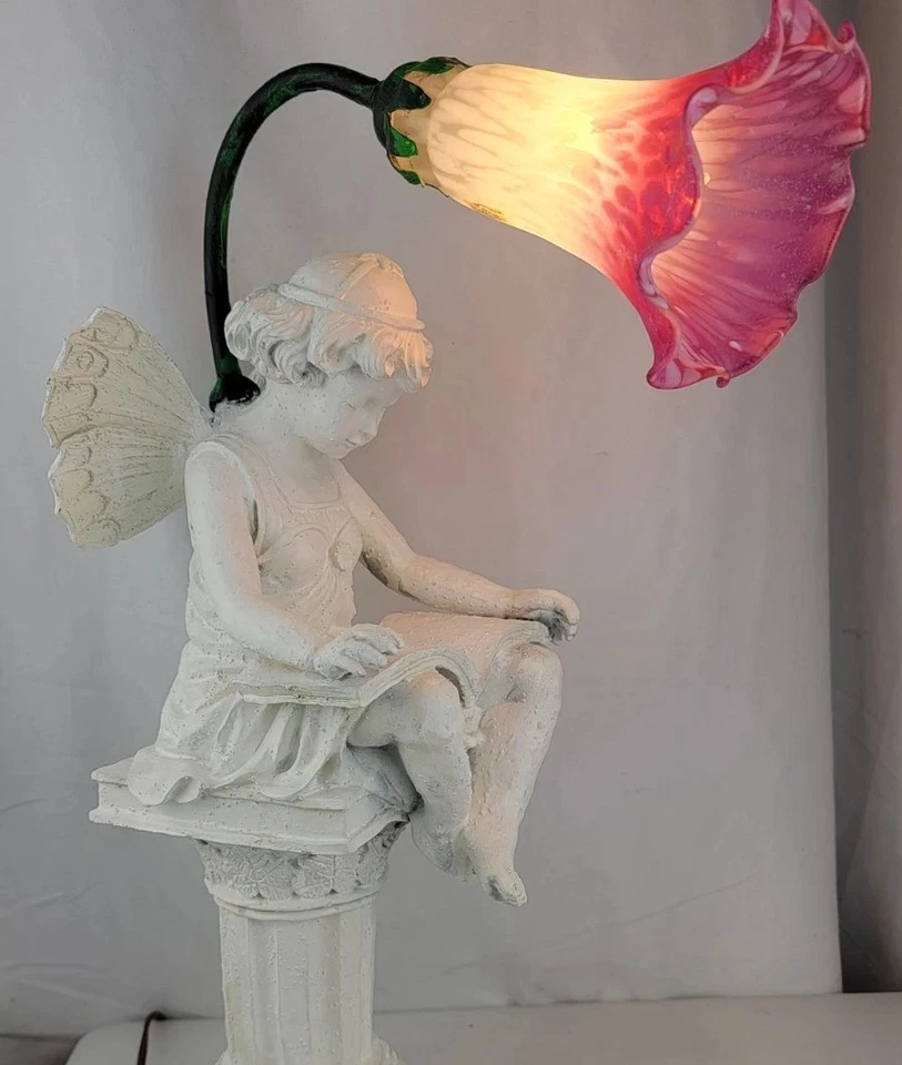 Lámpara de mesa de cristal de tulipán/lirio 21" niña hada encantada leyendo un libro debajo  Foto 1 de 4