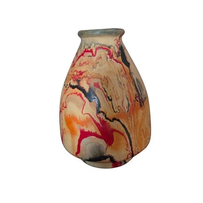 Jarrón de colmena de cerámica remolinado único de arcilla nativa Nemadji decoración del hogar acento Foto 1 de 4