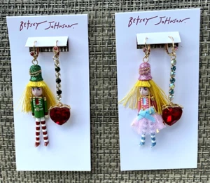 Betsey Johnson Pink Green Gold Nutcracker Dangle Mismatch Christmas Earrings 2pc - Picture 1 of 6