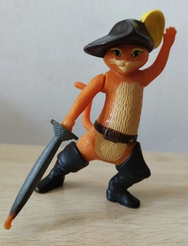 PVC FIGURE from the movie Puss in Boots Mc Donald's 2011 Vietnam TM & © DWA Cover
