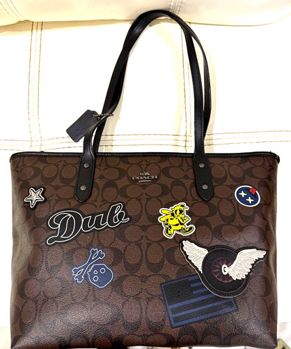 Borsa Coach City in tela firmata con toppe Varsity F11800