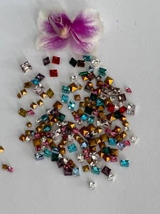 30 Mixed Square Rhinestones mostly Swarovski Mixed small sizes REPAIR CRAFT - Picture 1 of 5