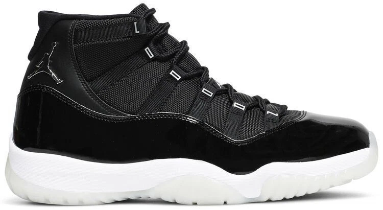 靴 Nike Air Jordan 11 \