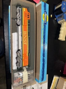 Athearn HO BNSF Heritage #2 GE C44-9W Diesel Locomotive #4324 Kit 04944 B068 - Picture 1 of 5