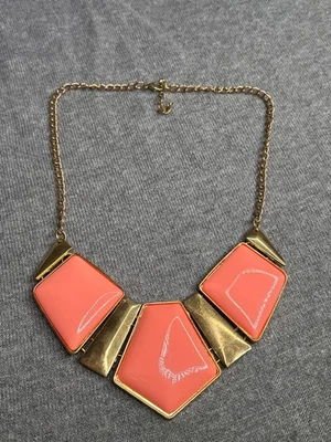 Collar Babero Rosa Acrílico Cabujones Tono Dorado 16-17.5 pulgadas Largo Foto 1 de 2