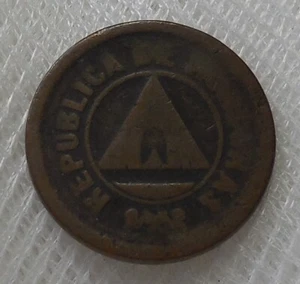 1920 HONDURAS 2 CENTAVOS BRONZE COIN MINTAGE 283,000 - Picture 1 of 2