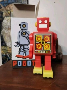 Vintage raro vecchio robot russo URSS SOVIETICO giocattolo spaziale avvolgibile con chiave - FUNZIONANTE - Foto 1 di 11