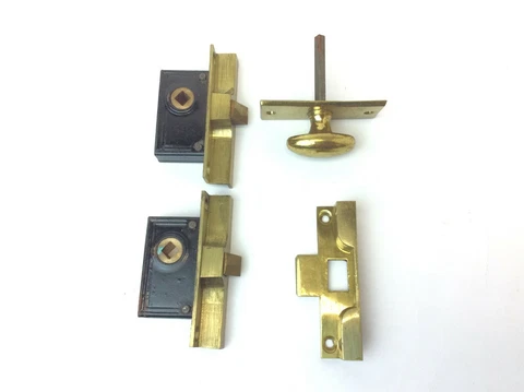 Interior Door Lock Mechanism Spring Loaded Brass Assembly Knob Cover