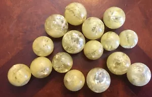 Vintage Old Lemon Yellow Inner Crackle Illusion Mixed Round Lucite Bead Lot - Picture 1 of 5