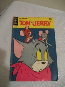 Cómic Tom and Jerry #242 en muy buen estado llave dorada 1968 - Imagen 1 de 3