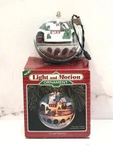 Hallmark Holiday Magic Luce e Movimento Villaggio Express Decorazione Natalizia - Foto 1 di 6