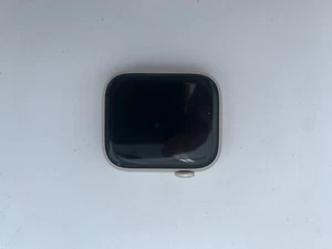 Apple Watch Series 8 45MM - A2774 - Wi-Fi + Cellular - Smartwatch - Silver - Photo 1 sur 6