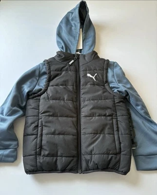 Puma Niños Chaleco Puffer Chaqueta Combo Negro/Azul Con Capucha Cremallera Talla 8 Nuevo con Etiquetas $52 Foto 1 de 4