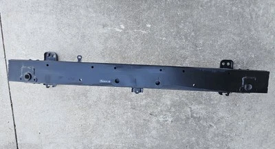 Barra de impacto de refuerzo de parachoques delantero OEM TOYOTA RAV4 2006-2012 52021-42082 réplica Foto 1 de 4