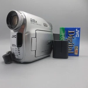 JVC GR-D347U Handheld MiniDV Camcorder Silver Tested With Battery - Picture 1 of 9