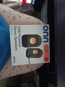 Onn. Stereo Speaker with Volume Controls, 3.6 Ft 3.5mm AUX, USB Power Cable - Afbeelding 1 van 3