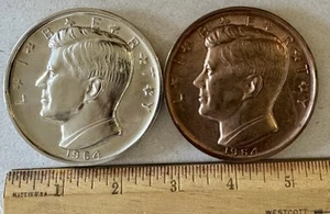 John F. Kennedy Coin Paperweight Set 1964 JFK Collector Silver Copper 3 Inches - Picture 1 of 9