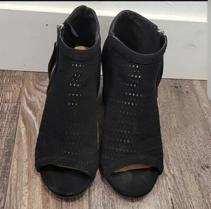Diva Black Suede Like Booties Size 6.5 - Picture 1 of 8