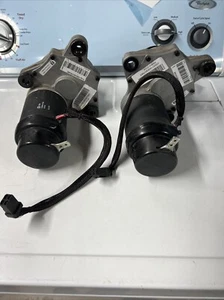 Jazzy select left and right motors with square plugs for power wheelchair - Picture 1 of 13