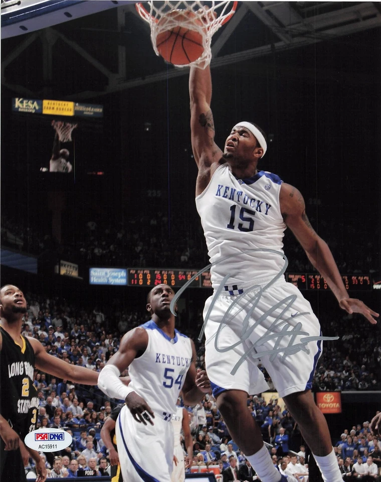 Foto firmada por Demarcus Cousins 8x10 PSA/DNA autografiada Kentucky Wildcats Foto 1 de 1