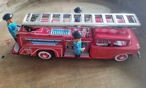 Blechspielzeug STI MFI 718 Firetruck Feuerwehrauto mit Leiter - Bild 1 von 14