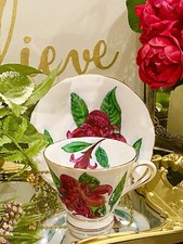 Stunning Vintage Royal Tuscan Hawaiian Flowers Torch Ginger Tea Cup &Saucer.Mint