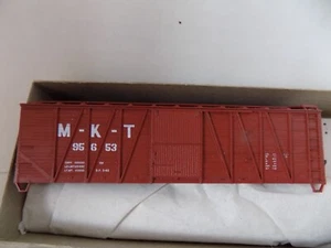 40 FOOT OUTSIDE BRACED BOX CAR FOR MISSORI-KANSAS-TEXAS RR. BY ACCURAIL HO NIB - Picture 1 of 4