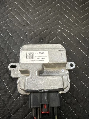 Chevrolet Cadillac Buick GMC 2015-2018 módulo de control de bomba de combustible 23482909 Foto 1 de 2