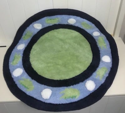 BANANA FISH NANTUCKET ALLIGATOR GATOR CROCODILE ROUND RUG - 32" X 32" - NEW - Image 1 of 4