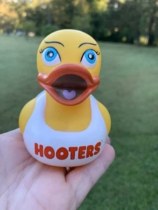 Hooters authentisches Sammlerstück Gummi Ente Spielzeug - Bild 1 von 10