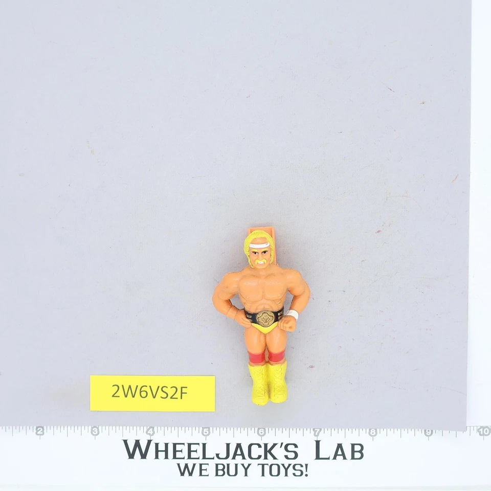 Figura Titán Hulk Hogan Luchador Superestrellas Clip-On WWF 1985 Foto 1 de 1